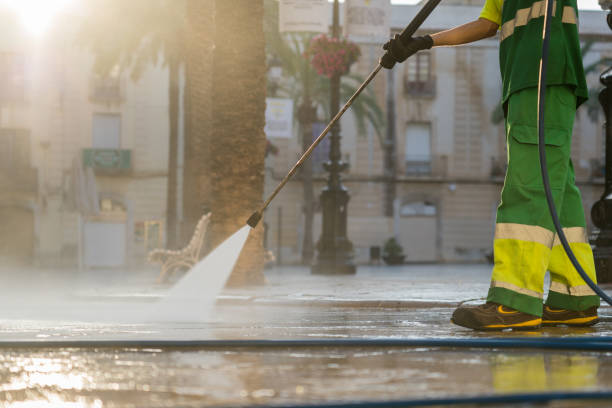 Best Pool Deck Cleaning in Jamestown, ND